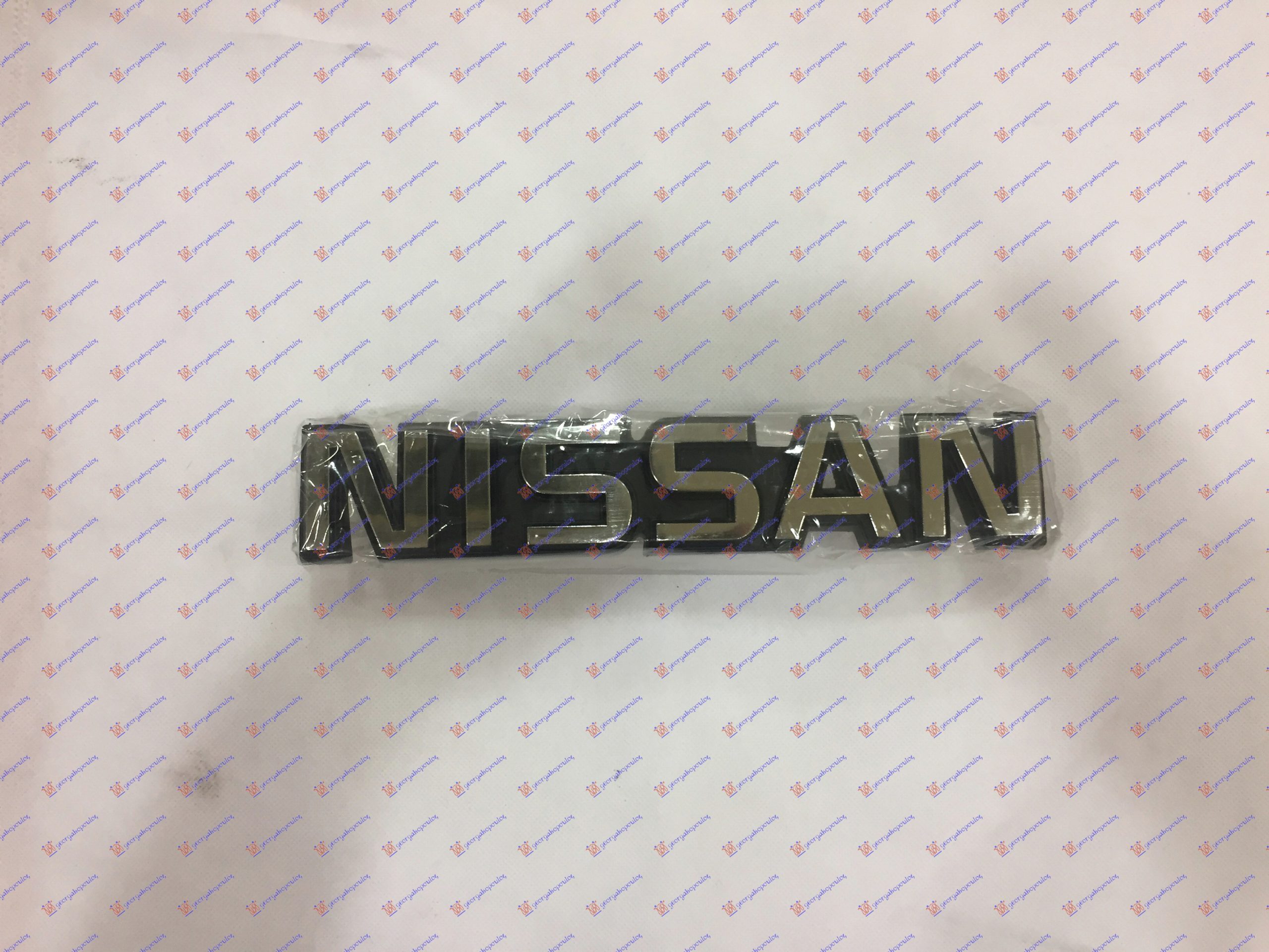 GRILLE EMBLEM