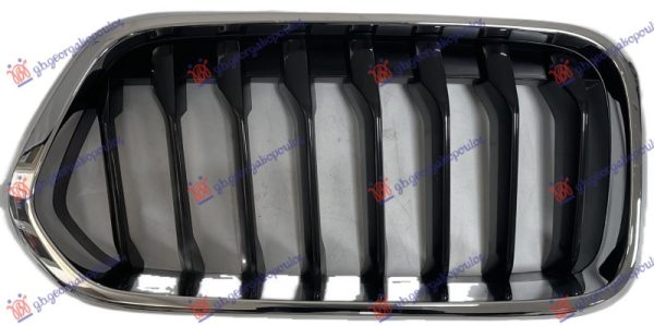 PVC MASKA HROM/CRNA DESNO
